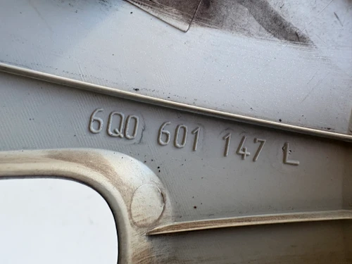 VW POLO 9N USED 14 INCH HUB CAP 6Q0 601 147 L 
