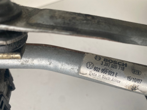 VW POLO 9N USED WINDSCREEN WIPER MOTOR AND LINKAGES 5Q2 955 023 E  5Q2 955 119 A