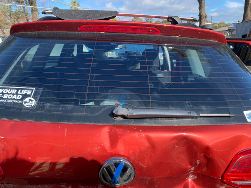VW GOLF MK7 WAGON USED TAIL GATE GLASS 