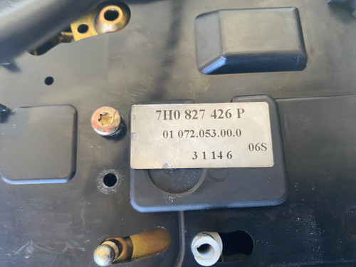 VW CADDY 2K  VW T5 TRANSPORTER  USED TAILGATE OUTER HANDLE WITH LOCK ACCTUATOR MECHANISM 7H0 827 426 P 