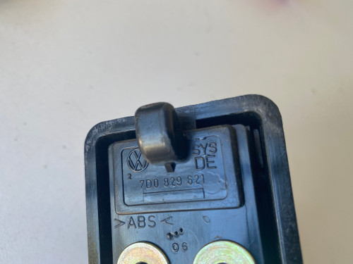 VW TRANSPORTER T5 CADDY USED TAILGATE PULL STRAP 7D0 829 621