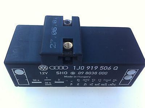 VW GOLF MK4 BORA BEETLE USED THERMO FAN RELAY 1JO 919 506 Q