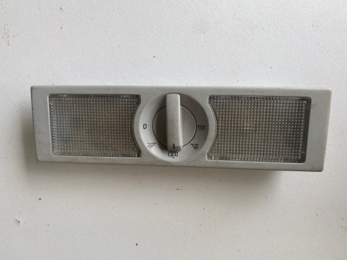VW AMAROK USED REAR ROOF INTERIOR LIGHT 6Q0 947 291 A
