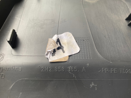 VW AMAROK USED HEADLIGHT SWITCH SUROUND 2H2 858 365 A