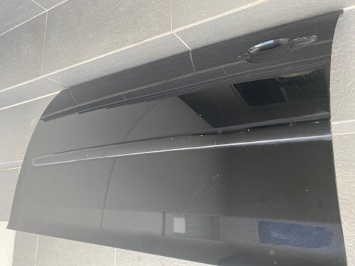 VOLKSWAGEN GOLF MK5 2004-2008 USED LHF DOOR SKIN IN BLACK C9Z  CODE