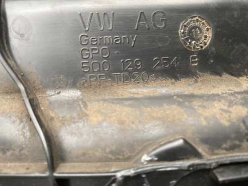 VW GOLF MK7 USED TOP RADIATOR SUPPORT AIR SHOOT WITH SMALL CRACK 5Q0 129 254 B