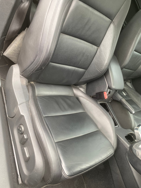 VW EOS USED DRIVERS ELECTRIC SEAT IN BLACK LEATHER 