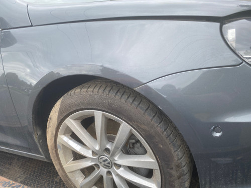 VW EOS FACE LIFT 2010-2013 USED RH GUARD IN GREY COLOUR R7H 