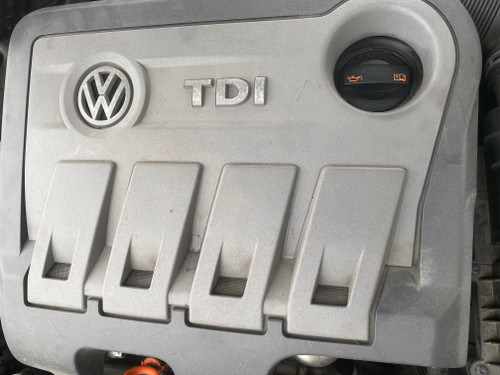 VW EOS GOLF TIGUAN CFF ENGINE USED TOP ENGINE COVER 03L 103 925 R