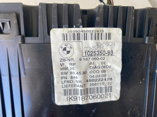 BMW E90 320 DIESEL USED INSTRUMENT CLUSTER 9 187 060 - 02