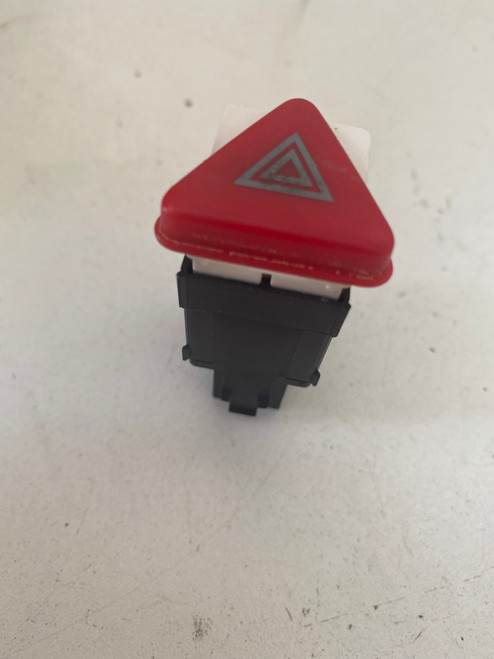 VW TRANSPORTER T5 USED HAZARD SWITCH 8Y0 953 235