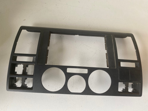 VW TRANSPORTER T5 USED AC RADIO SURROUND PANEL 7H0 857 237