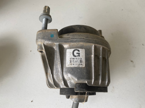 BMW E90 320D USED ENGINE MOUNT 139811 12
