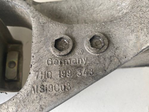 VW TRANSPORTER T5 1.9 TDI MANUAL USED ENGINE SUPPORT BRACKET 7H0 199 343 