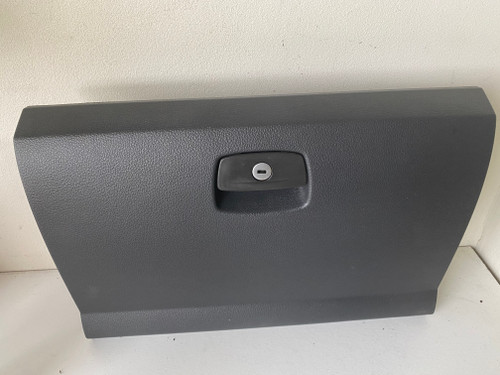 VW AMAROK USED GLOVE BOX LID 2H0 857 095 D