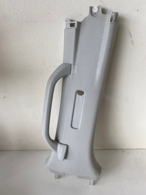 VW AMAROK USED RH UPPER B PILLAR TRIM WITH HANDLE 2H7 868 313 Y 20