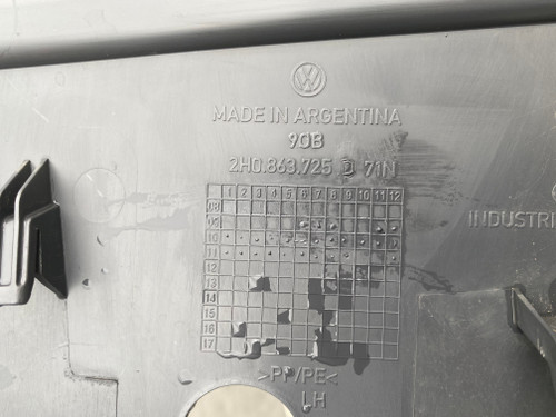 VW AMAROK USED LHF SEAL TRIM  PANEL 2H0 863 725 D