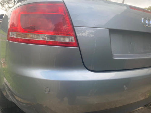 AUDI A4 B7 CONVERTIBLE USED BOOT SHELL IN GREY Y7G PAINT CODE 8H0 827 023 B