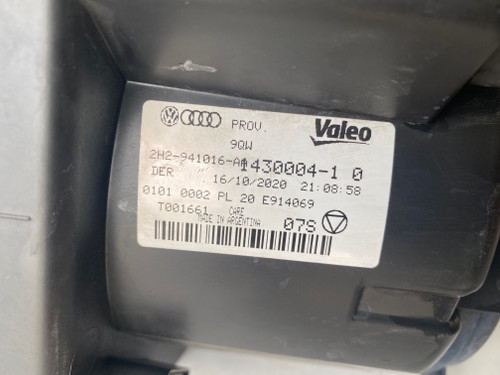 VW AMAROK 2011-2023 USED RH STANDARD TYPE HEADLIGHT 2H2-941016-AH