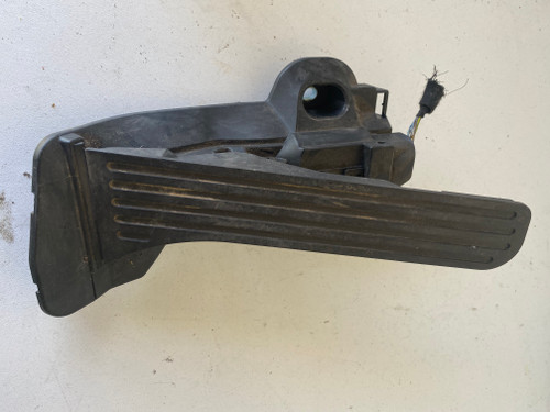 VW GOLF JETTA USED ACCELERATOR PEDAL 1K2 723 503 T