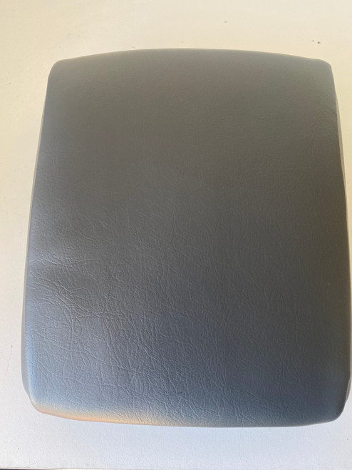 VW AMAROK 2011-2022 CENTRE CONSOLE ARM REST IN GREY COLOUR