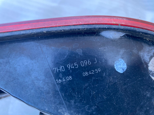 VW TRANSPORTER T5 EARLY USED RH TAILLIGHT 7H0 945 096 J