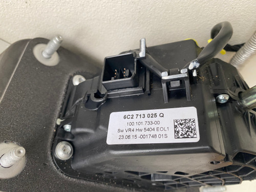 VW POLO 6R USED  AUTO SHIFTER 6C2 713 025 Q