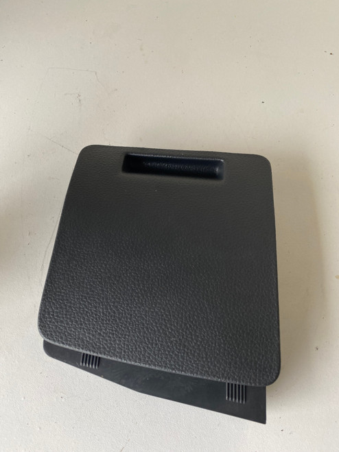 VW POLO 6R LATE USED LH KICK PANEL STORAGE BOX 6R2 863 071