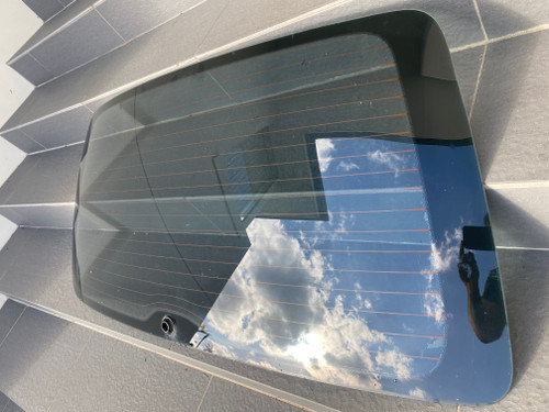 VW CADDY 2K LIFE USED REAR WINDSCREEN  GLASS 