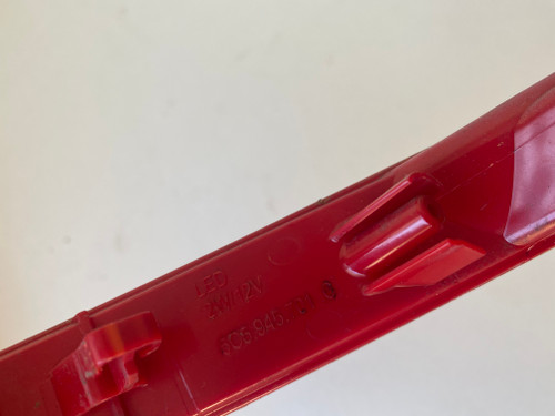 VW BEETLE 2012-2016 USED LHR BAR REFLECTOR 5C5 945 701 C