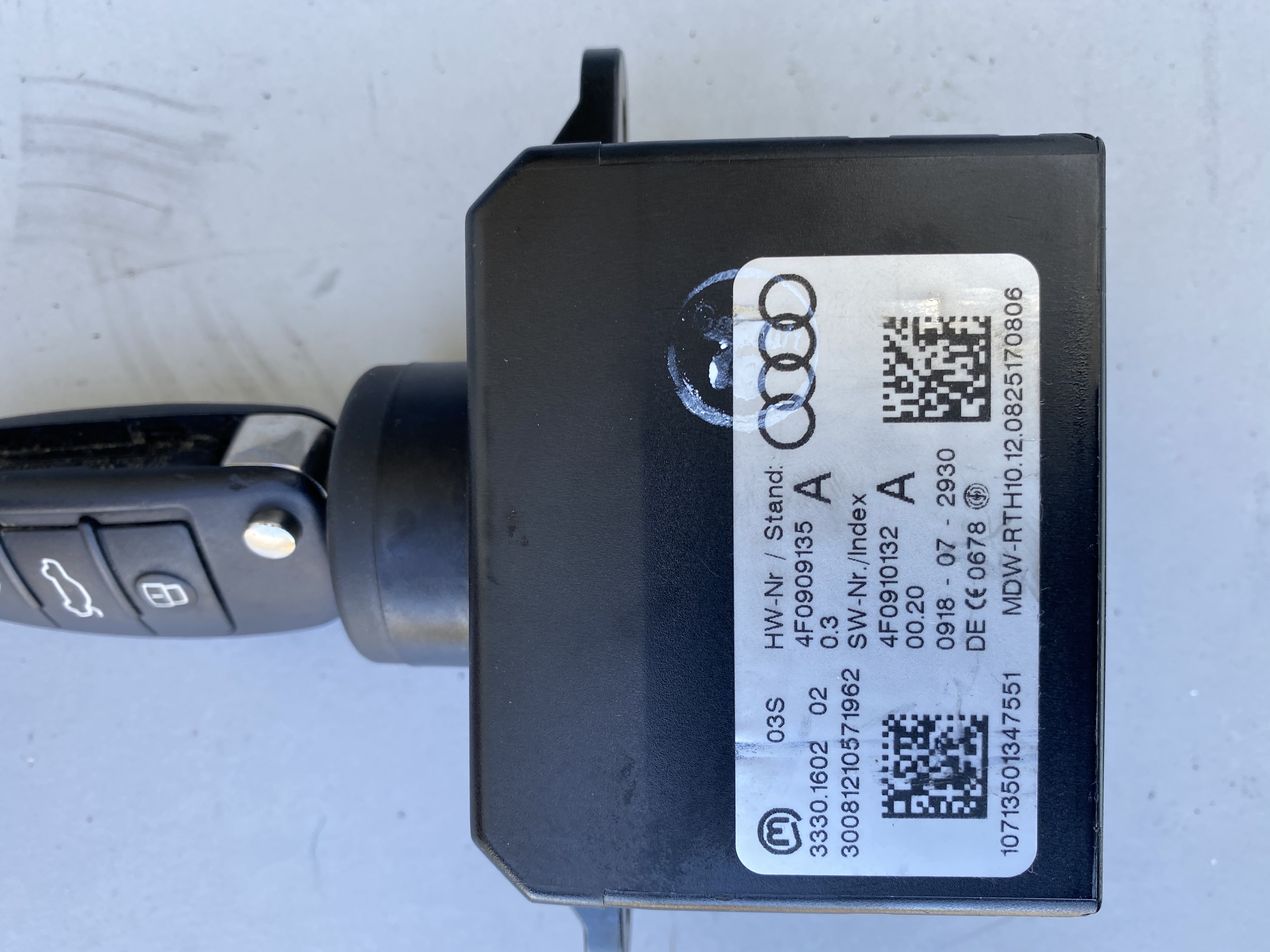 最大95％オフ！ Koauto 燃料ポンプコントロールモジュール Audi A4 Quattro A6 4F0906093L