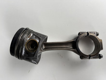VW AMAROK CSH ENGINE USED PISTON AND CON ROD