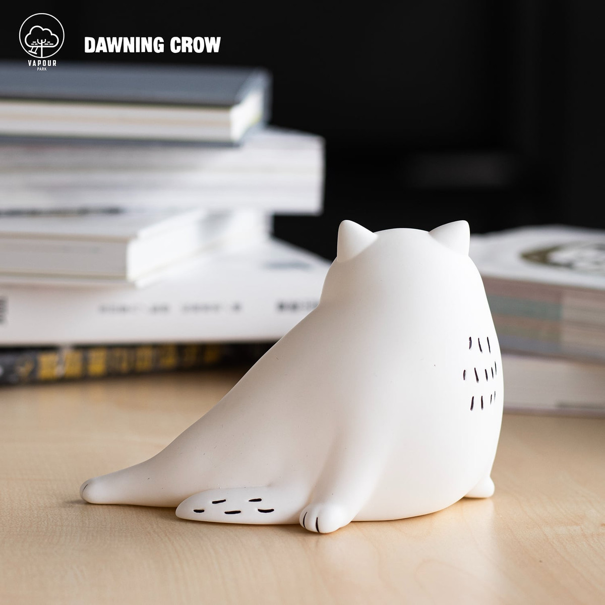 The White Cat by Vapour Park X Dawning Crow - myplasticheart
