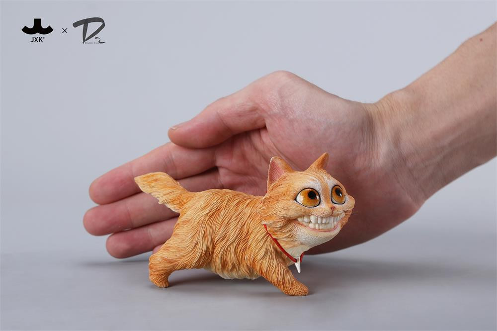 Urban Legends Grinning Cat Figurine PRE-ORDER SHIPS Q2 2025
