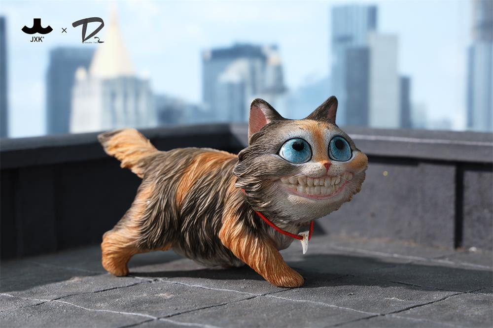 Urban Legends Grinning Cat Figurine PRE-ORDER SHIPS Q2 2025
