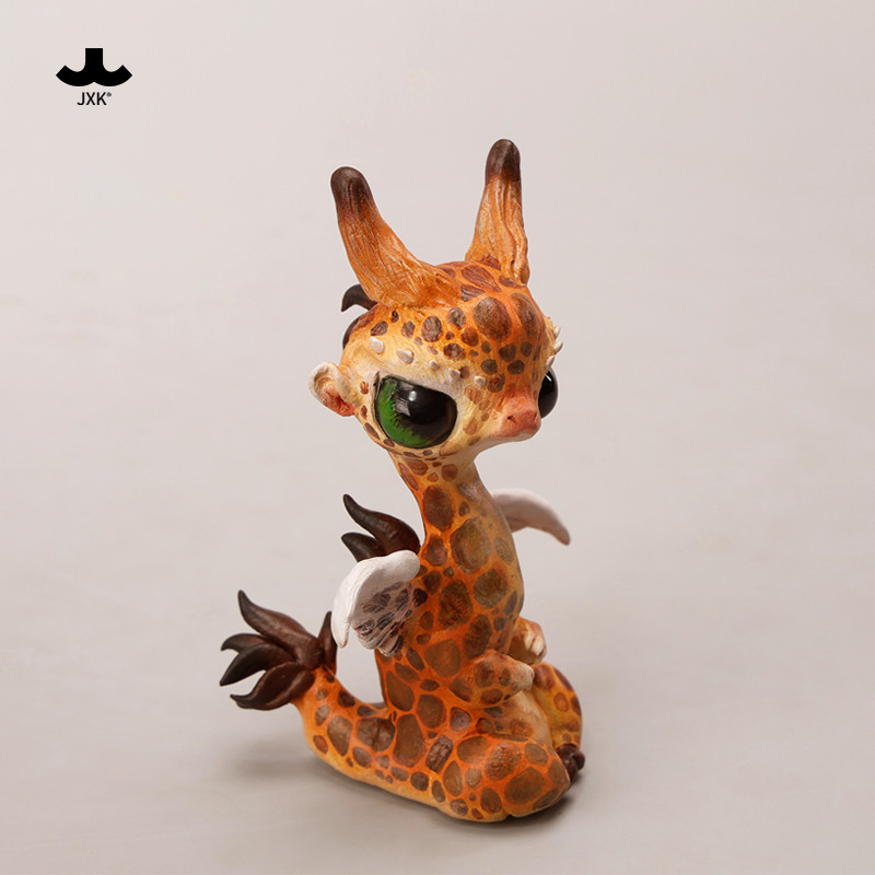 JXK Magical Elf Giraffe PRE-ORDER SHIPS Q2 2025 - myplasticheart
