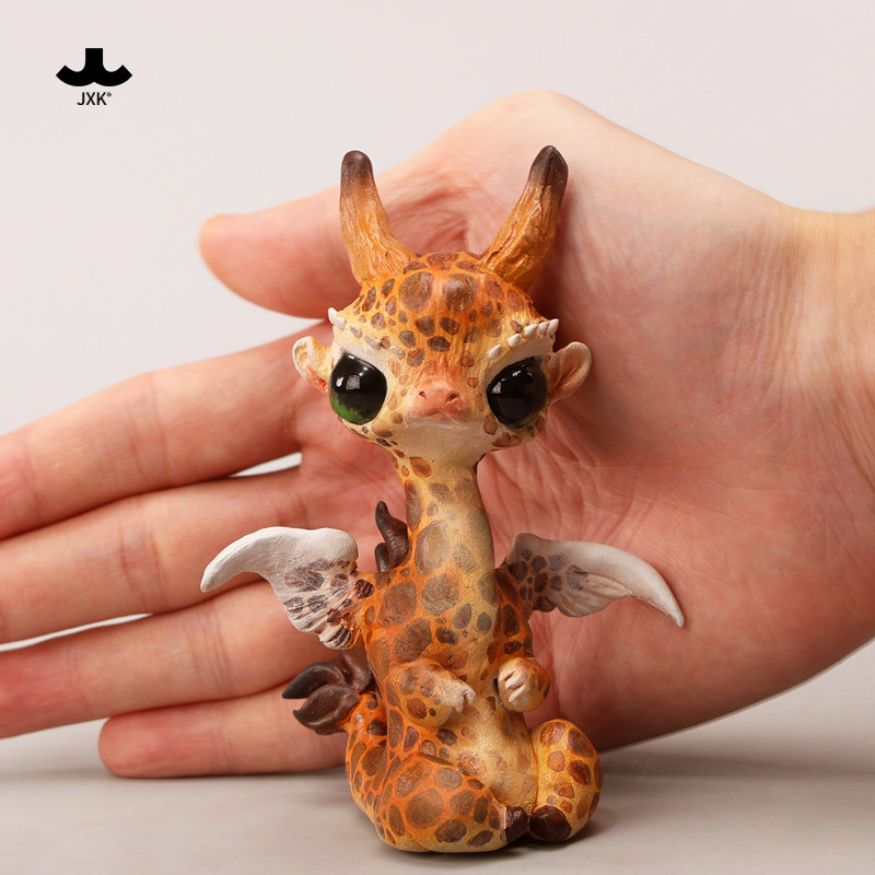 JXK Magical Elf Giraffe PRE-ORDER SHIPS Q2 2025 - myplasticheart