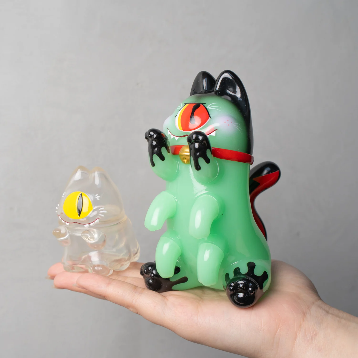 Dracula Kiiti by Abao - myplasticheart