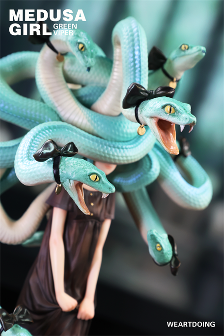 Medusa Girl Green Viper PRE-ORDER SHIPS Q4 2026 - myplasticheart