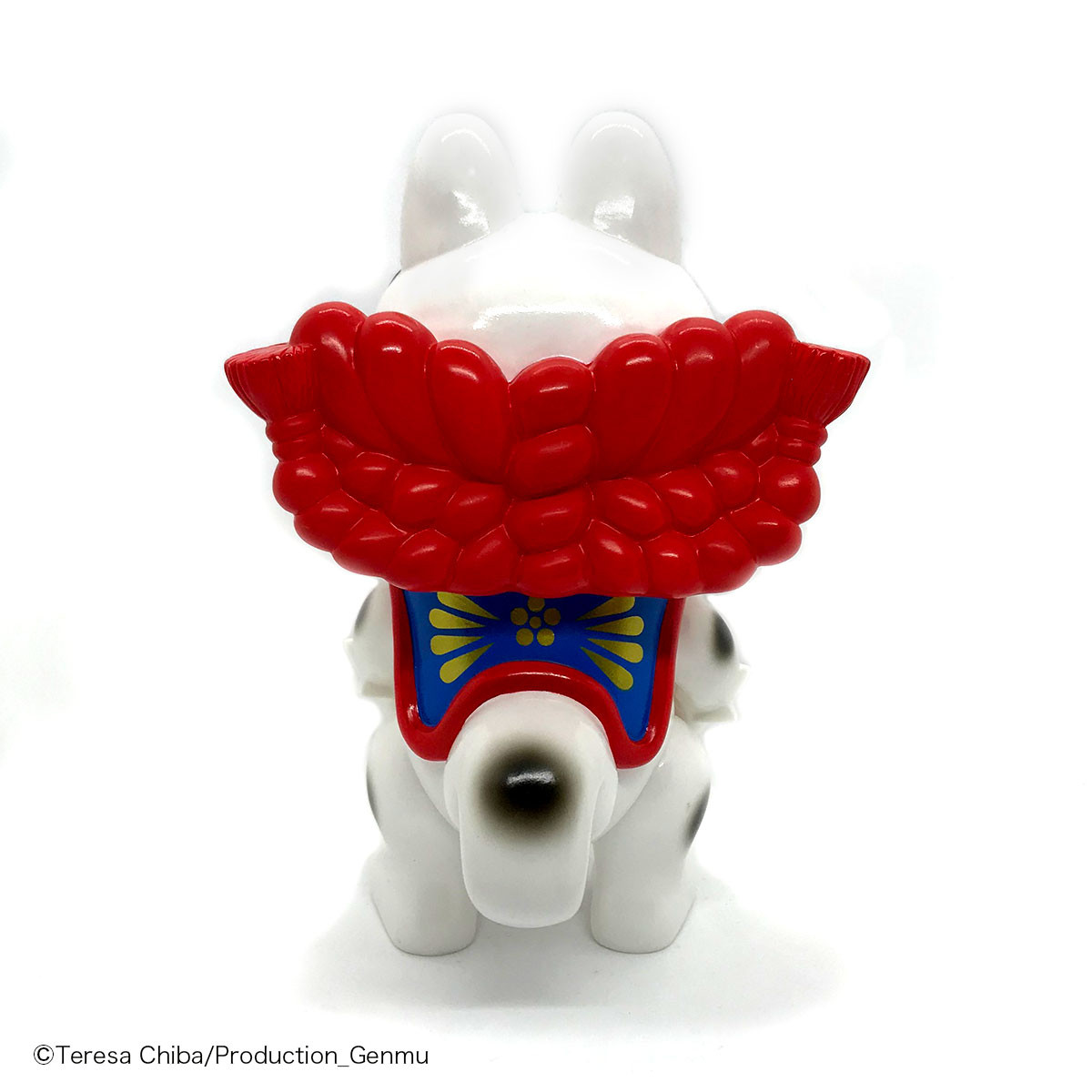 Inu-Harigon Kotobuki White by Teresa Chiba - myplasticheart