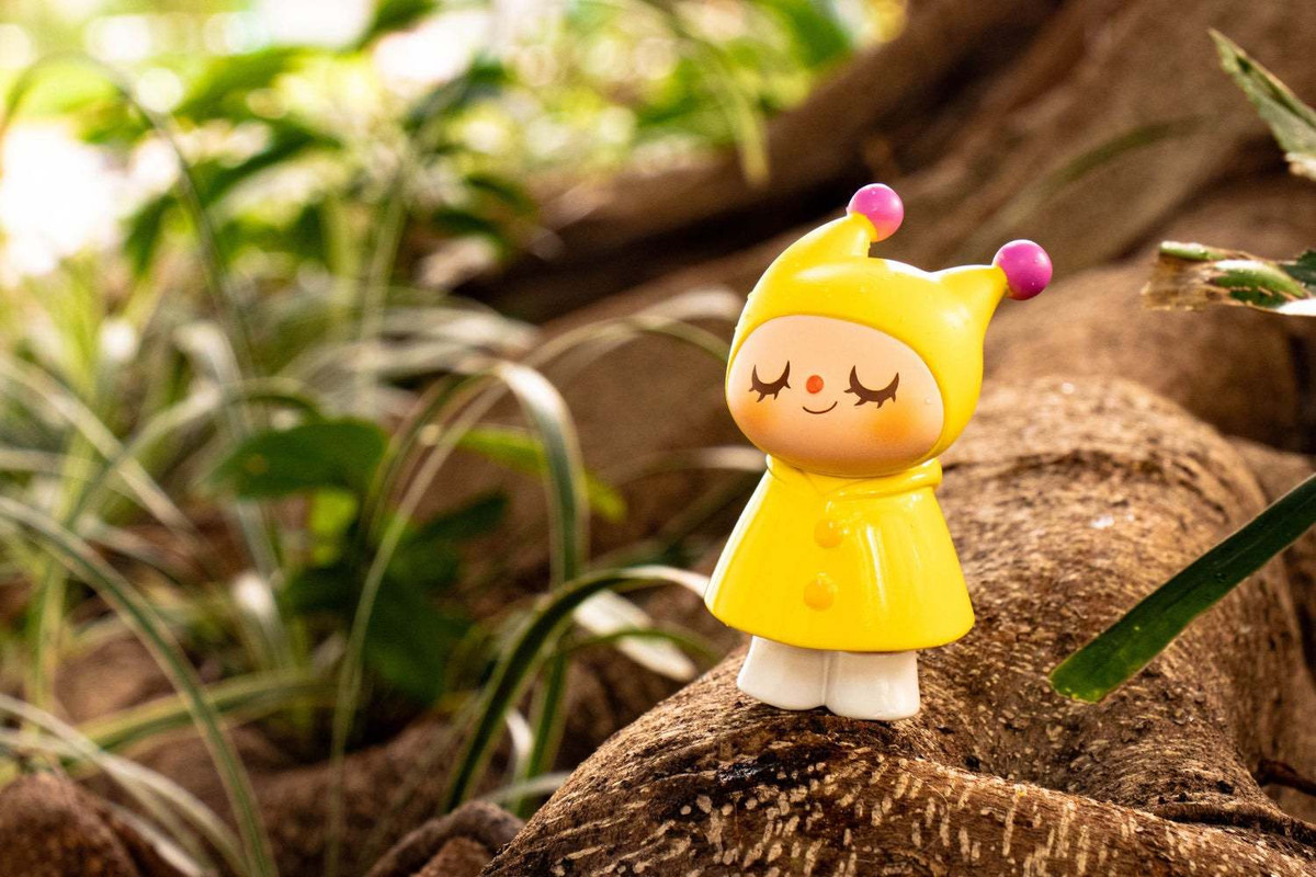 Greenie & Elfie Rainy Day Blind Box by Too Natthapong - myplasticheart