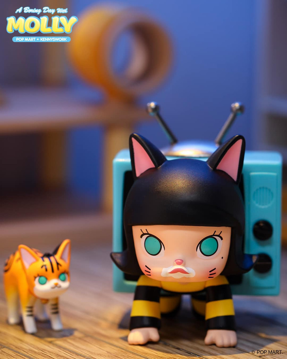 A Boring Day with Molly Series Blind Box - myplasticheart