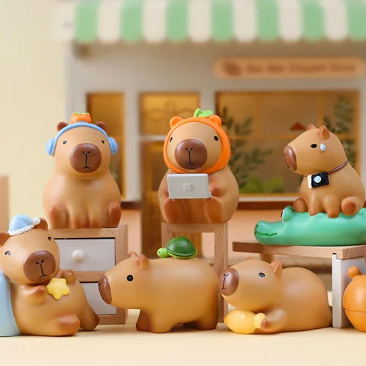 KAPIBARA Kapibara the Capybara Blind Box - myplasticheart