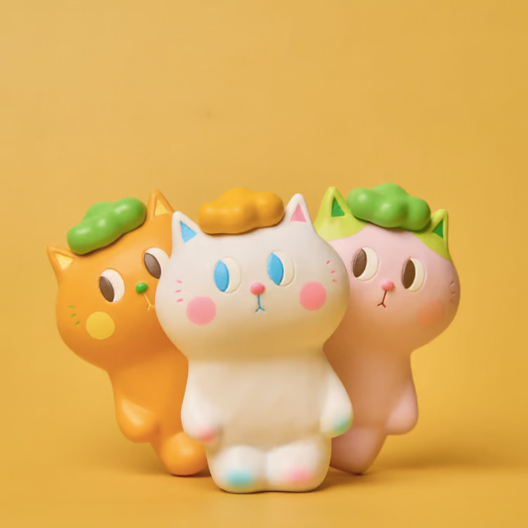 Kiyo Neko White | Pink | Orange by Helen Tam - myplasticheart