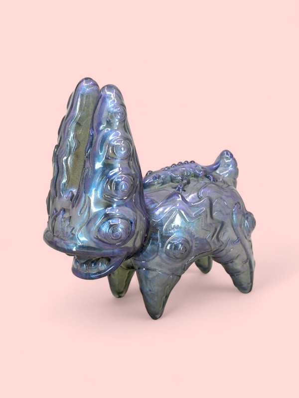 Cerrito Delirium Iridescent Blue by Cesar Zanardi