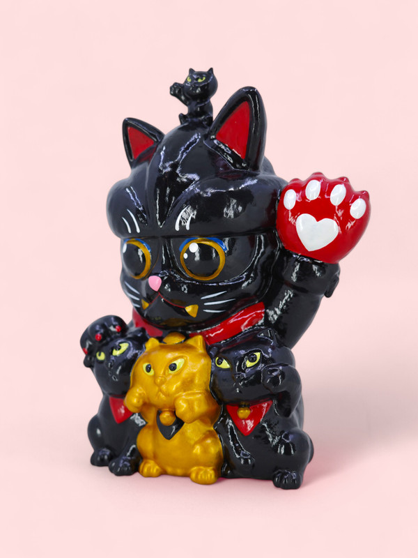 Lucky Oniki Black by Louis Wong