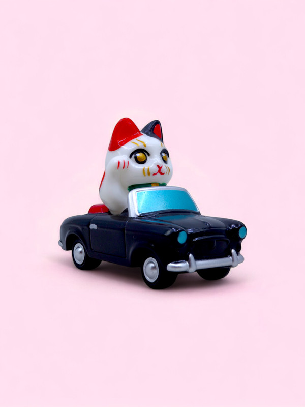 Lucky Kitty Car Koi by Genkosha