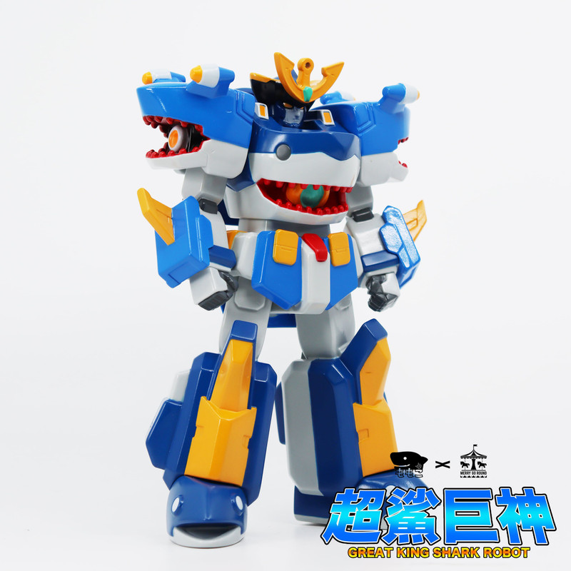 Great King Shark Robot by Momoco PRE-ORDER SHIPS Q1 2025