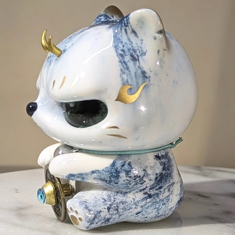 Mia Manekineko Porcelain by Shabon Lee PRE-ORDER SHIPS Q4 2025