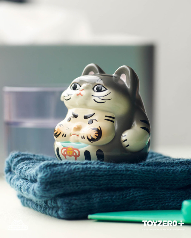 Sparkle Lucky Kitten Daruma Blind Box by PP X MONSTER